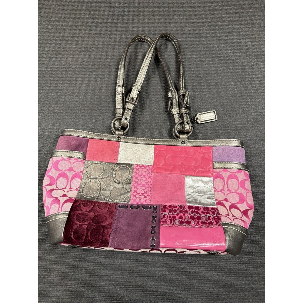 COACH F12864 Pink Holiday Patchwork Tote Bag Silver Metallic Y2K Shoulder Bag